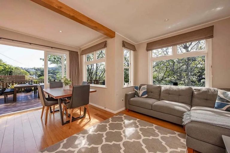 Photo of property in 38 Hathaway Avenue, Karori, Wellington, 6012