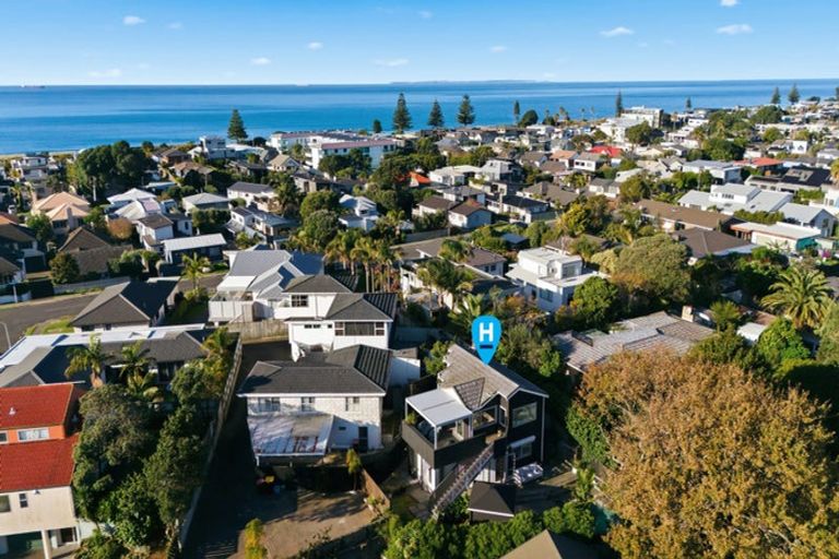 Photo of property in 30 Terrace Avenue, Mount Maunganui, 3116