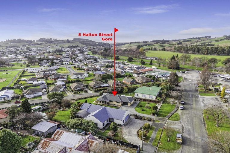 Photo of property in 5 Halton Street, East Gore, Gore, 9710