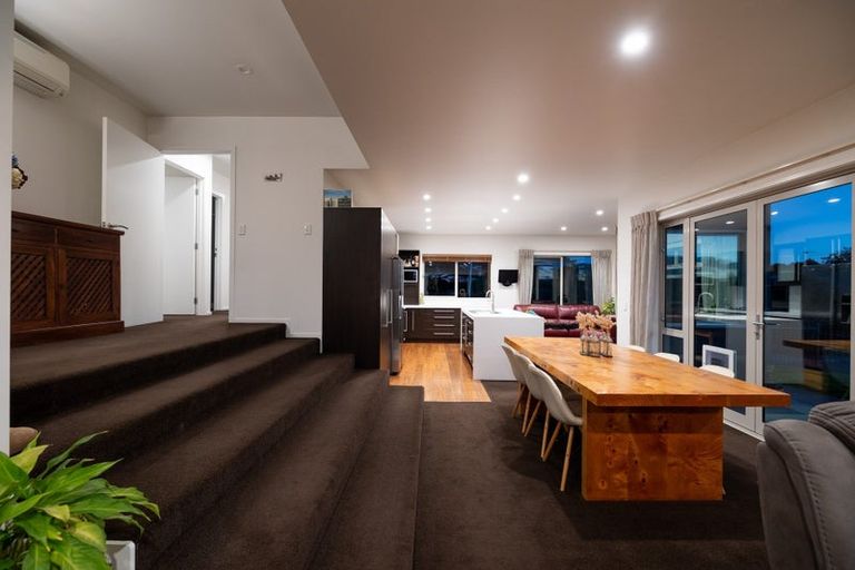 Photo of property in 15 Lionel Place, Mapua, 7005