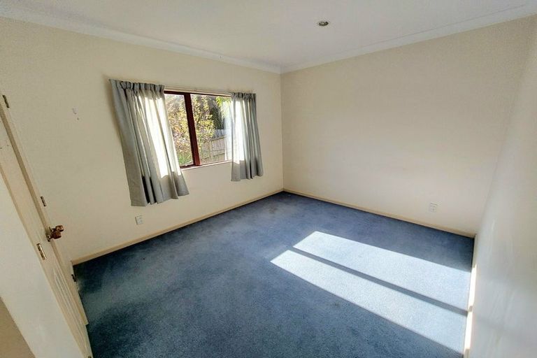 Photo of property in 93 Glendhu Road, Bayview, Auckland, 0629
