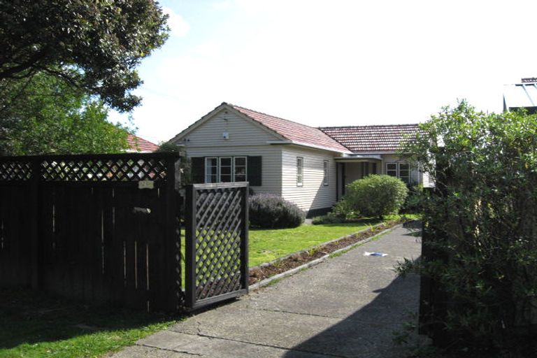 Photo of property in 21 Bell Road, Waiwhetu, Lower Hutt, 5010
