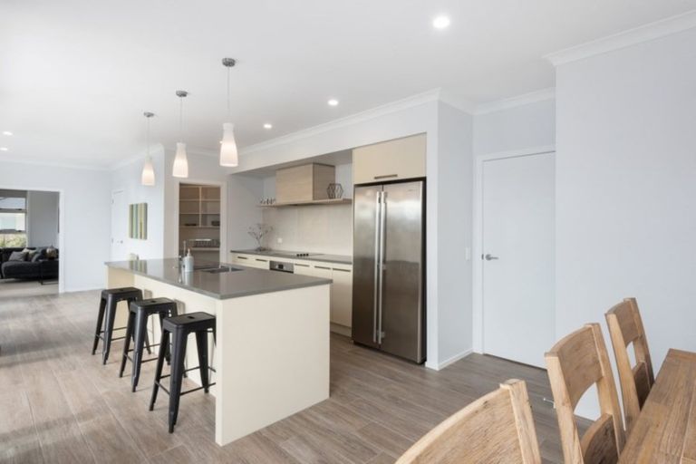 Photo of property in 17 Applin Lane, Pyes Pa, Tauranga, 3112