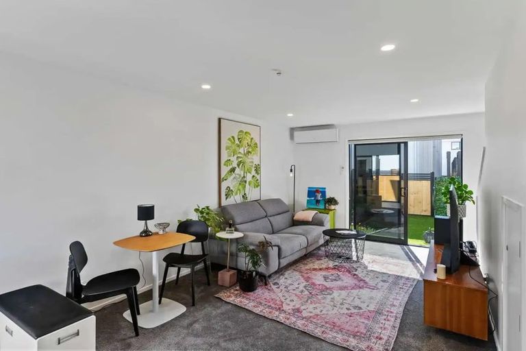 Photo of property in 14/232 Marine Parade, New Brighton, Christchurch, 8061