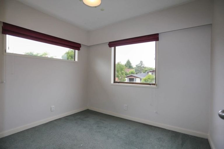 Photo of property in 14 Strathean Avenue, Avonhead, Christchurch, 8042