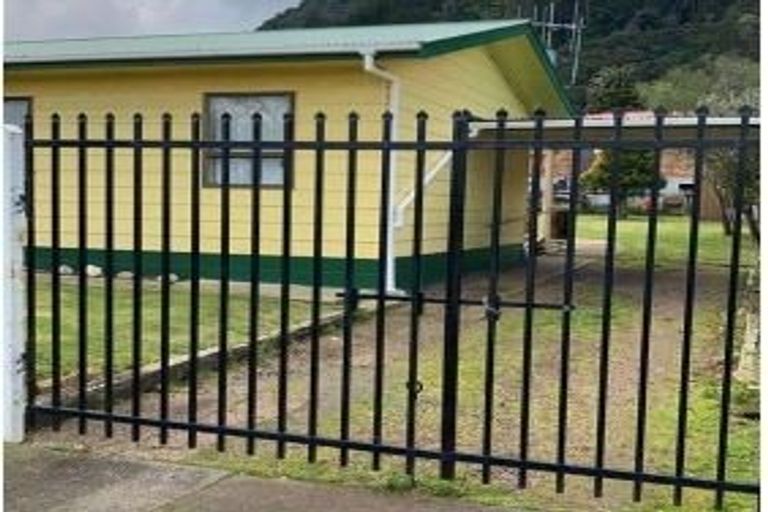 Photo of property in 24 Rewi Street, Te Aroha, 3320