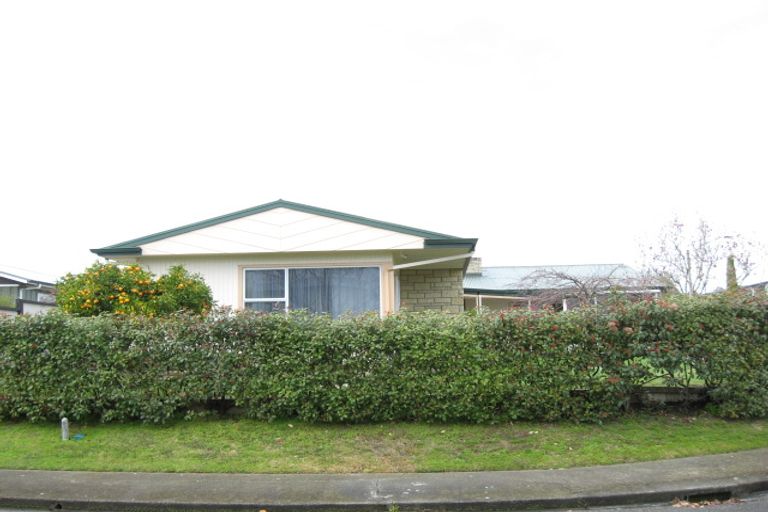 Photo of property in 5 Carl Avenue, Havelock North, 4130