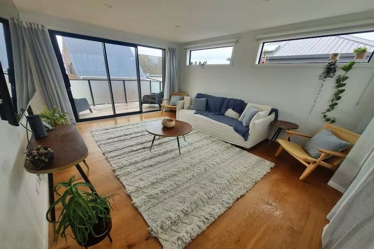 Photo of property in 112b Freyberg Street, Lyall Bay, Wellington, 6022