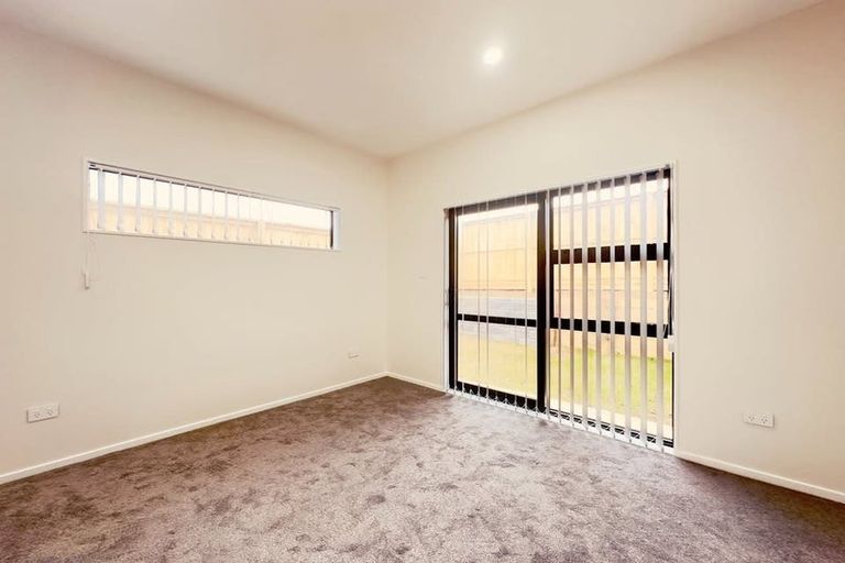Photo of property in 10 Viv Green Place, Pokeno, 2402