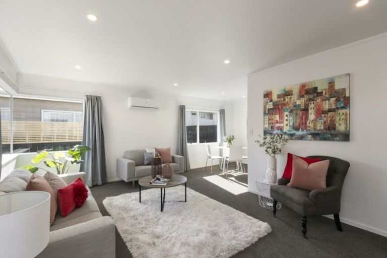 Photo of property in 15b Trevethick Grove, Woburn, Lower Hutt, 5010