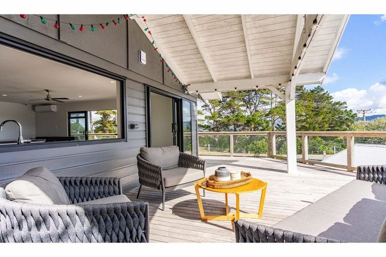 Photo of property in 2 Eveline Street, Mangawhai Heads, Mangawhai, 0505