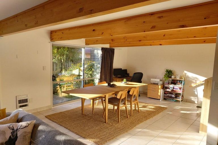 Photo of property in 75 Mandeville Street, Riccarton, Christchurch, 8011