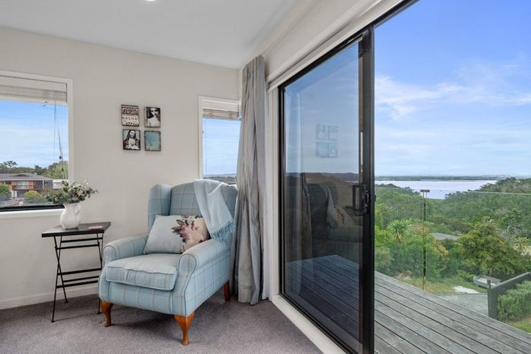 Photo of property in 11b Balmain Road, Birkenhead, Auckland, 0626