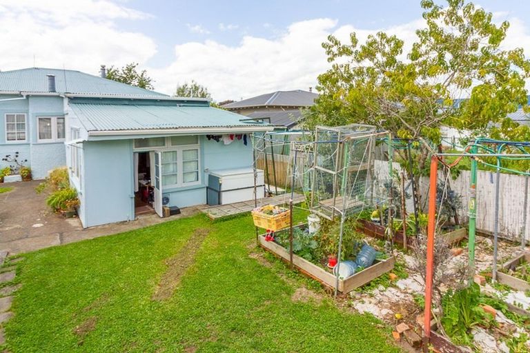 Photo of property in 20 Lyndhurst Street, Takaro, Palmerston North, 4412