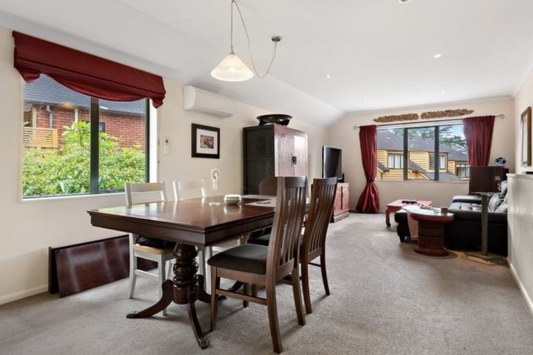 Photo of property in 30 Futuna Close, Karori, Wellington, 6012