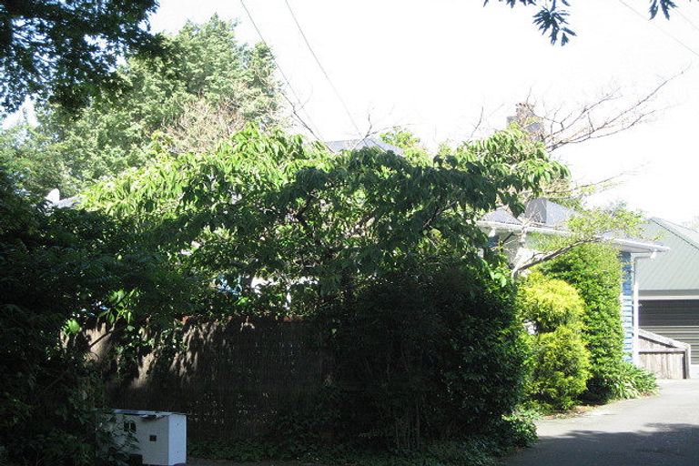 Photo of property in 2/24 Darley Street, Somerfield, Christchurch, 8024