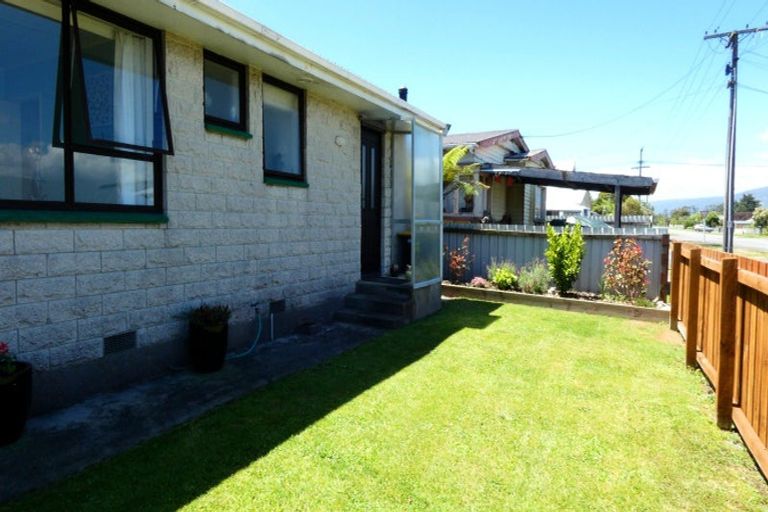 Photo of property in 31a Wakefield Street, Westport, 7825