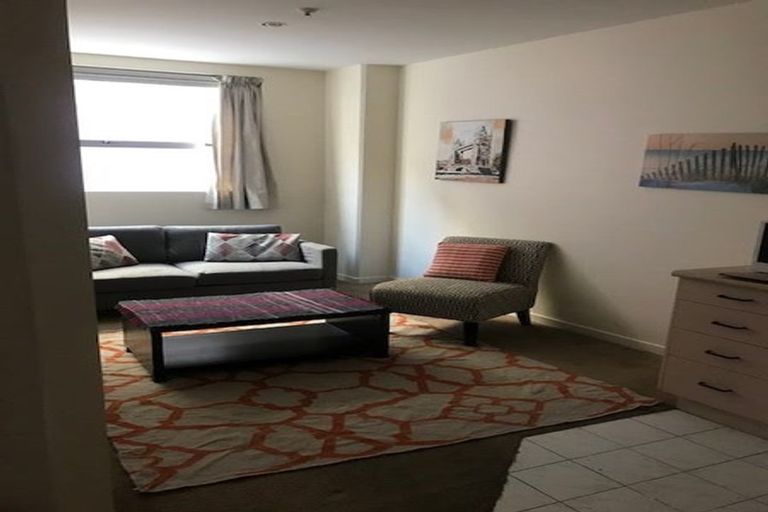 Photo of property in Regency Apartments, 2c/49 Manners Street, Te Aro, Wellington, 6011