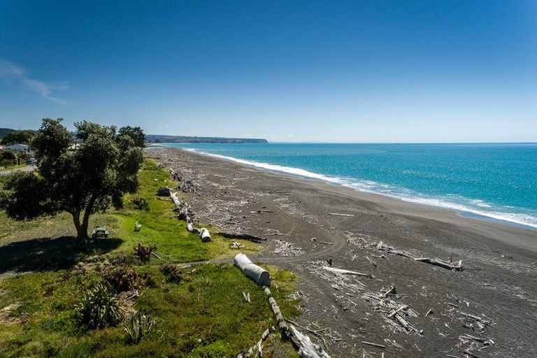 Photo of property in 63 Le Quesne Road, Bay View, Napier, 4104