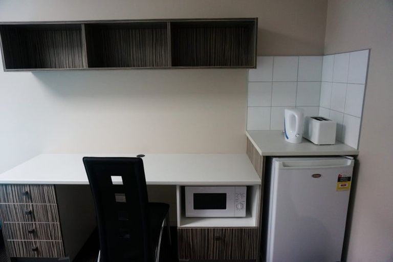 Photo of property in 19 Paeroa Street, Riccarton, Christchurch, 8041