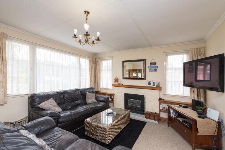 Photo of property in 93a College Street, Awapuni, Palmerston North, 4412