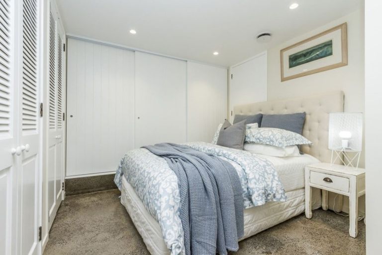 Photo of property in 2 Cecil Road, Wadestown, Wellington, 6012