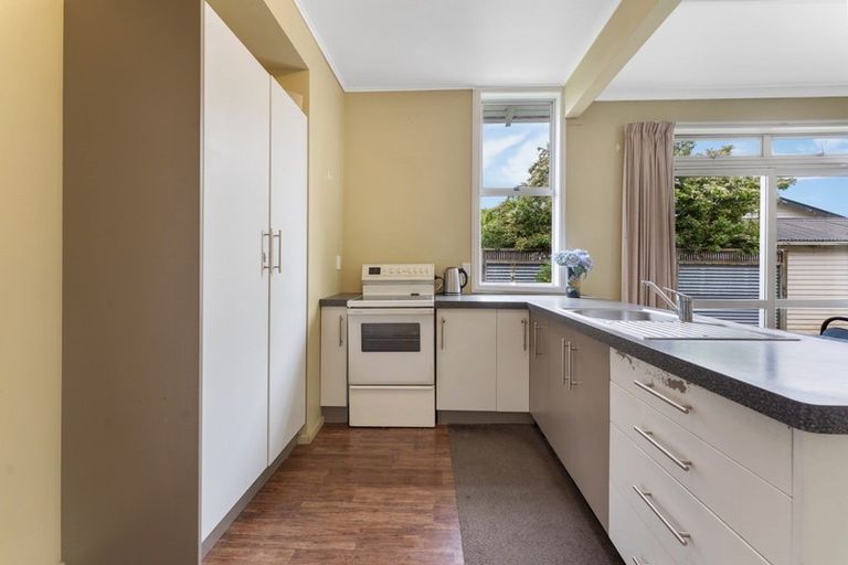 Photo of property in 83 Wood Street, Takaro, Palmerston North, 4410