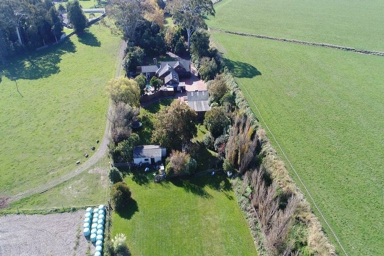 Photo of property in 1104 Lockwood Road, Kairanga, Palmerston North, 4475