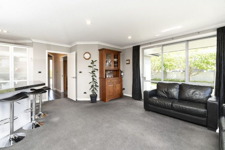 Photo of property in 392a Hukanui Road, Rototuna, Hamilton, 3210