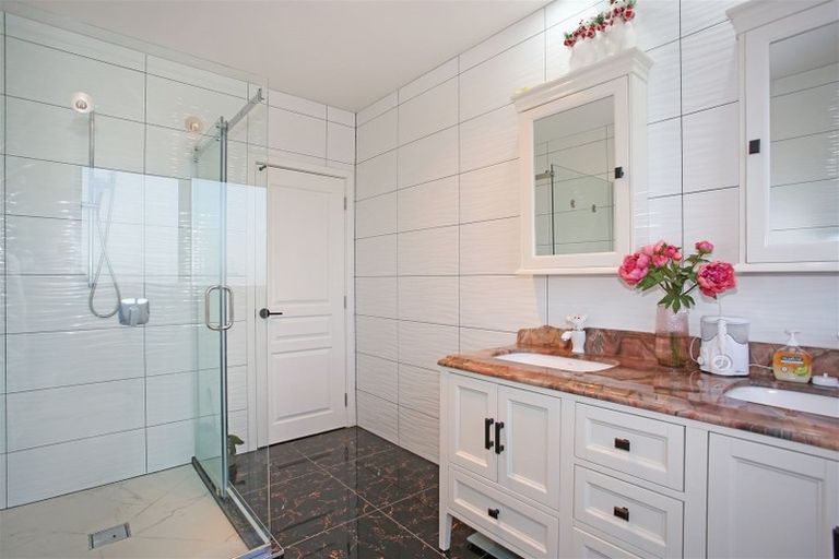 Photo of property in 15 Waitahu Rise, Pukekohe, 2120