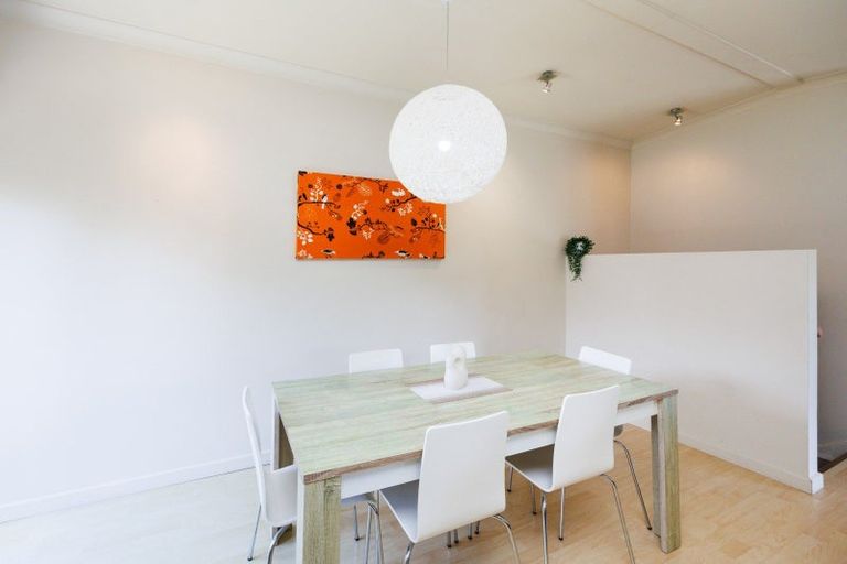 Photo of property in 12 Kent Crescent, Awapuni, Palmerston North, 4412