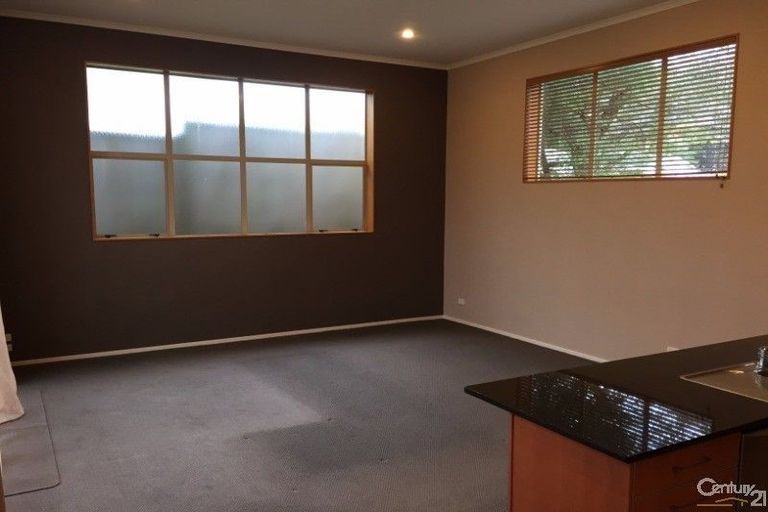 Photo of property in 98 Cyril French Drive, Flat Bush, Auckland, 2016