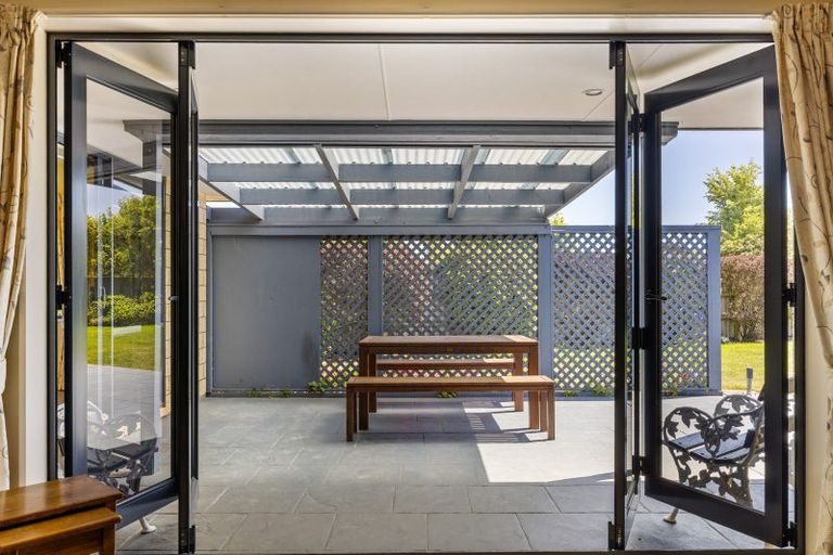 Photo of property in 55 Douglas Road, Amberley, 7410