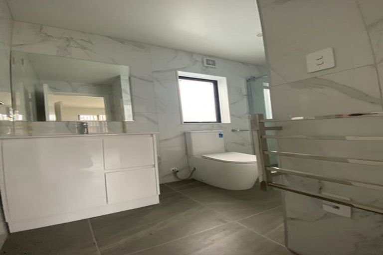 Photo of property in 5a Grant Avenue, Otara, Auckland, 2023