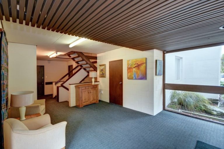 Photo of property in Cargill Court, 2/27 Arthur Street, Dunedin Central, Dunedin, 9016
