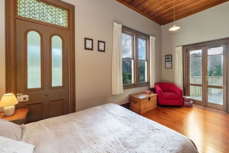 Photo of property in 102 Mount Curl Road, Hunterville, 4784