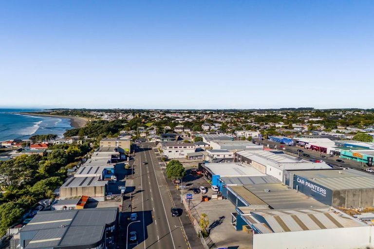 Photo of property in 138 Molesworth Street, New Plymouth, 4312