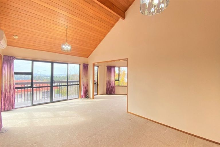 Photo of property in 12 Bragato Place, Chatswood, Auckland, 0626