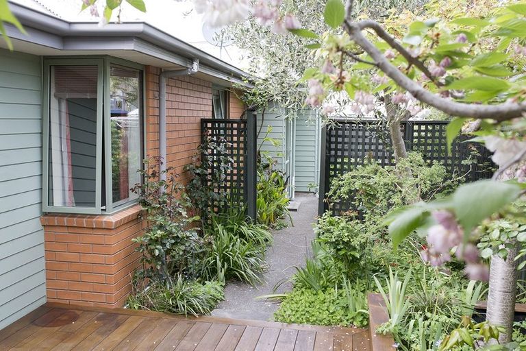 Photo of property in 4/8 Hillsborough Terrace, Hillsborough, Christchurch, 8022