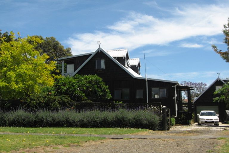 Photo of property in 4 Millen Place, Clarks Beach, 2122