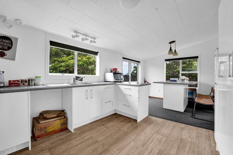 Photo of property in 49 Bedford Street, Patea, 4520