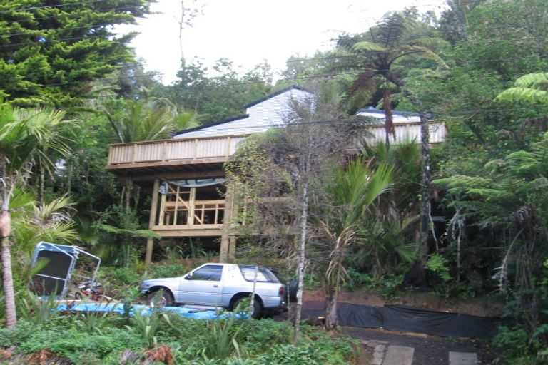 Photo of property in 167 Woodlands Park Road, Titirangi, Auckland, 0604