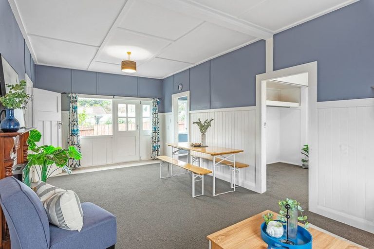 Photo of property in 10 Parakai Street, Paraparaumu, 5032