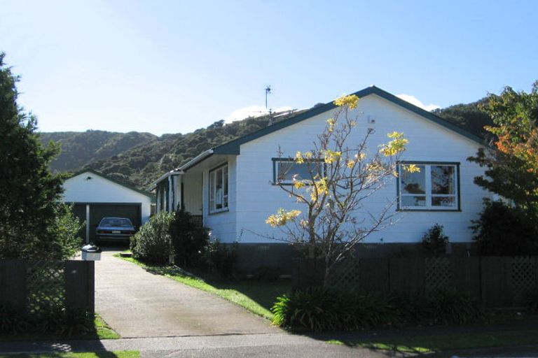 Photo of property in 7 Rakaia Grove, Wainuiomata, Lower Hutt, 5014