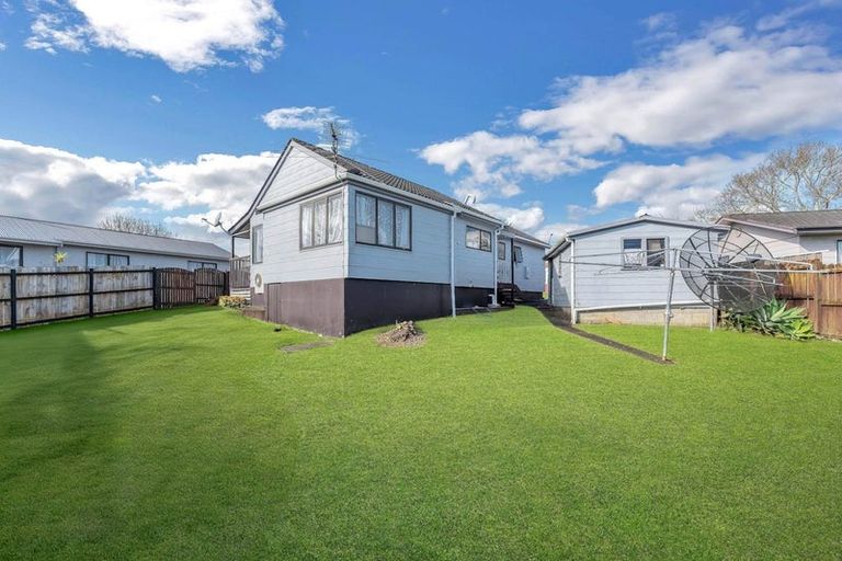 Photo of property in 31 Everglade Drive, Goodwood Heights, Auckland, 2105