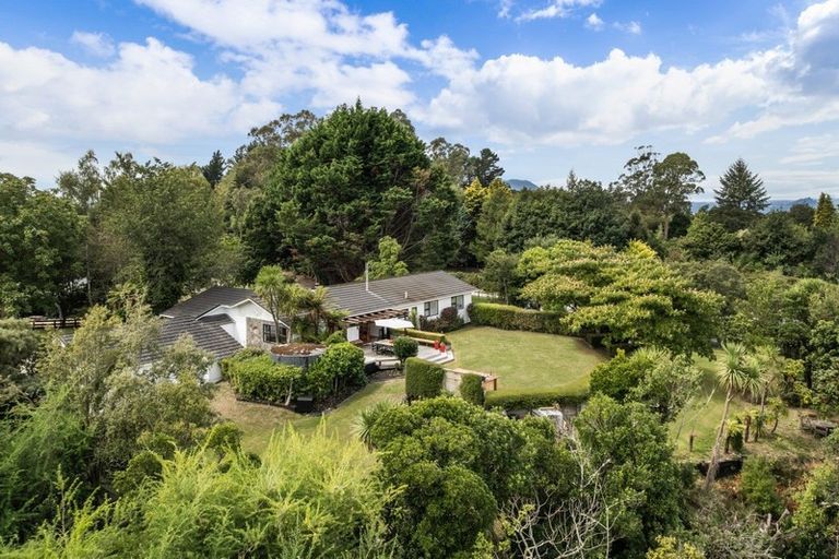Photo of property in 137 Mapara Road, Acacia Bay, Taupo, 3385