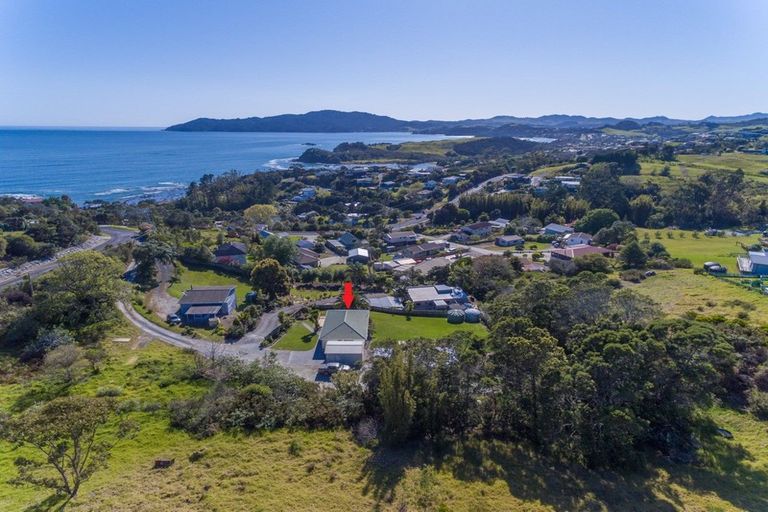 Photo of property in 8 Morey Road, Cable Bay, 0420