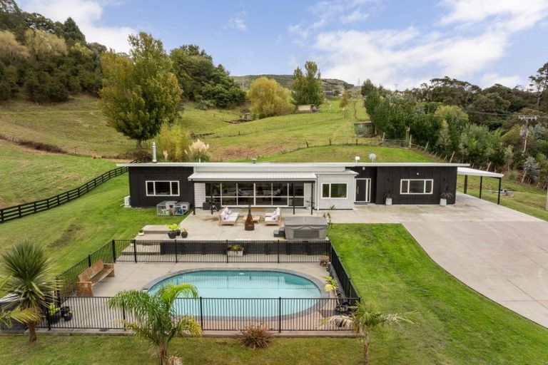 Photo of property in 224 Seafield Road, Eskdale, Napier, 4182