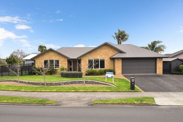 Photo of property in 23 Coleraine Drive, Rototuna, Hamilton, 3210