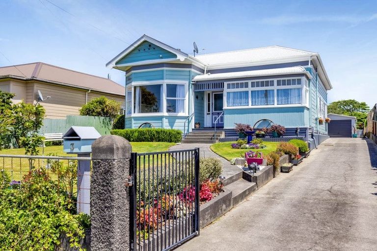 Photo of property in 3 Victoria Street, Hawera, 4610